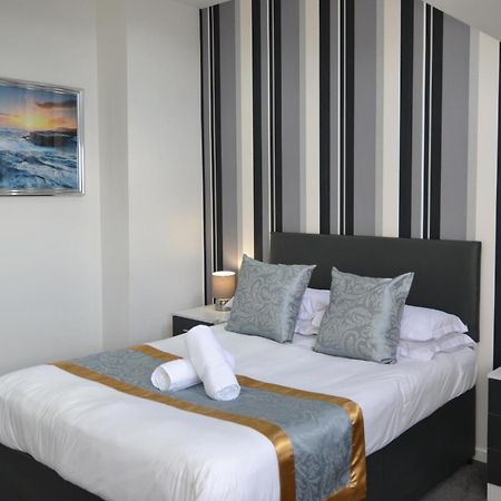 Hotel 33 Blackpool Buitenkant foto